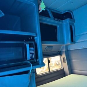 Peterbilt 389 70" High Rise Sleeper Complete - 2016 OEM